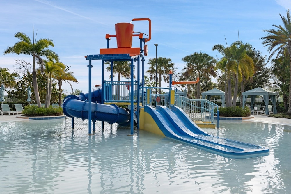 Solara Resort 4 Bedroom Home with Private Pool 4 Home