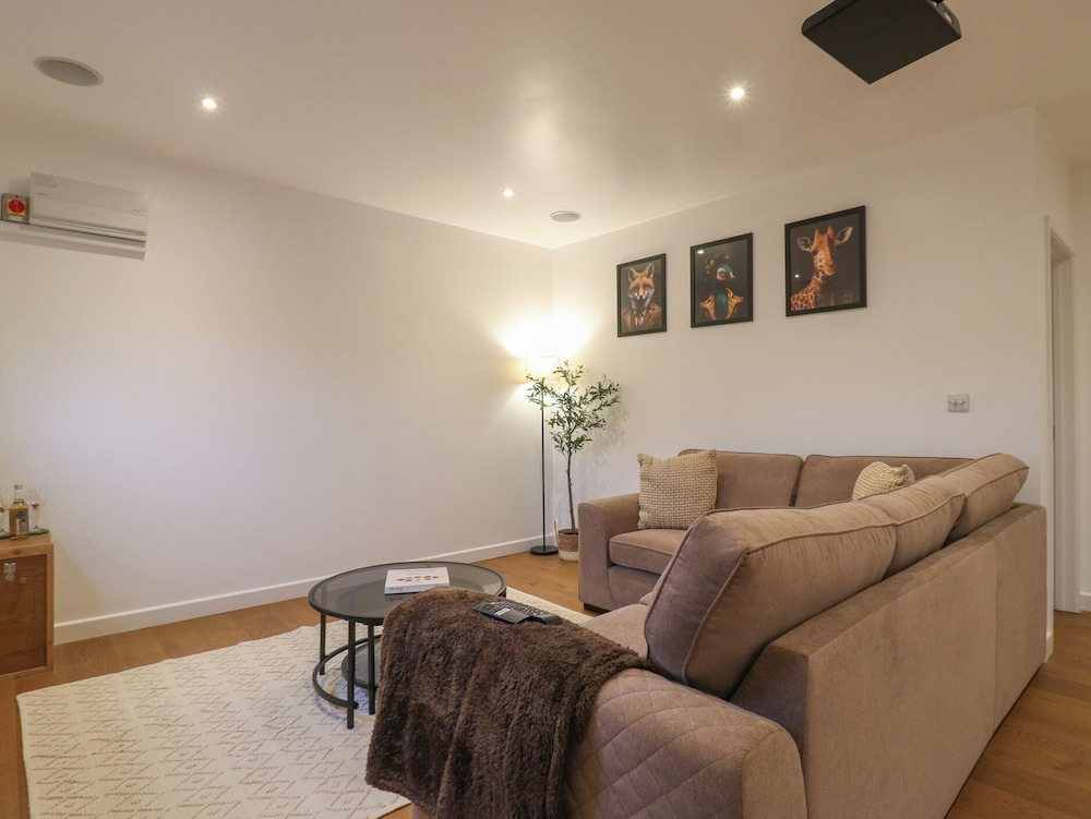 Hub House