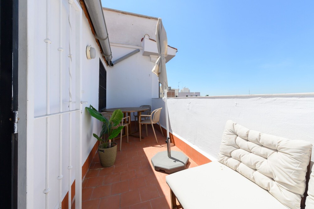 M Arr126 Piso de dos Dormitorios-terraza y Balc