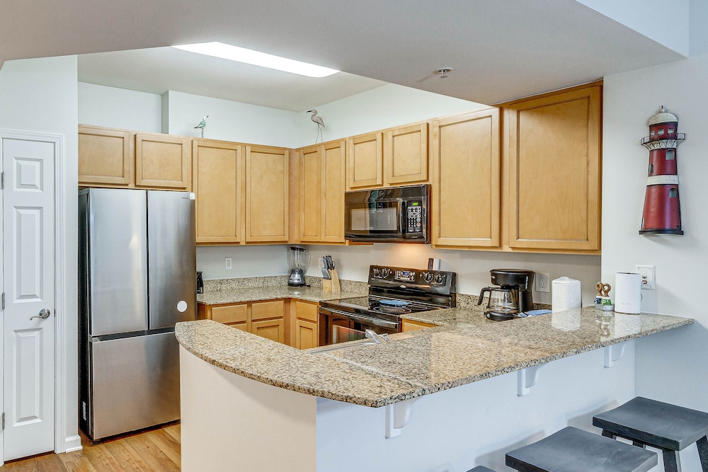 Palms of Destin Resort Condo: Beaches, Golf & More view 4