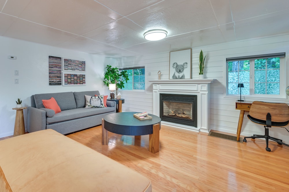 Waterfront Gem on Lake Saint Clair w/ Private Deck