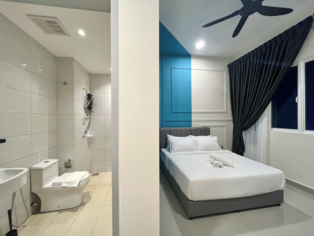 Amber Cove Melaka by Manhattan Group