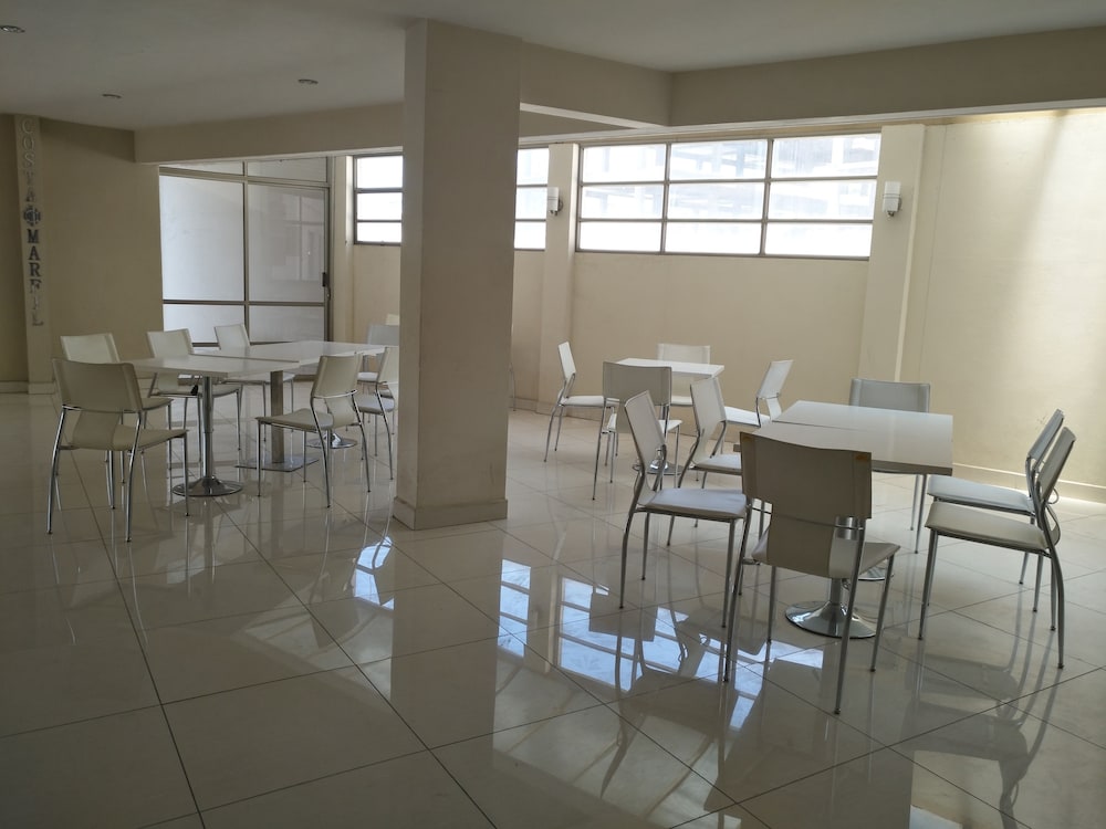 Hostal Costa de Marfil