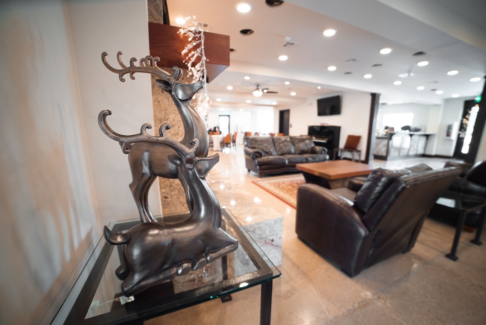Iron Springs Adventure Resort & RV Park