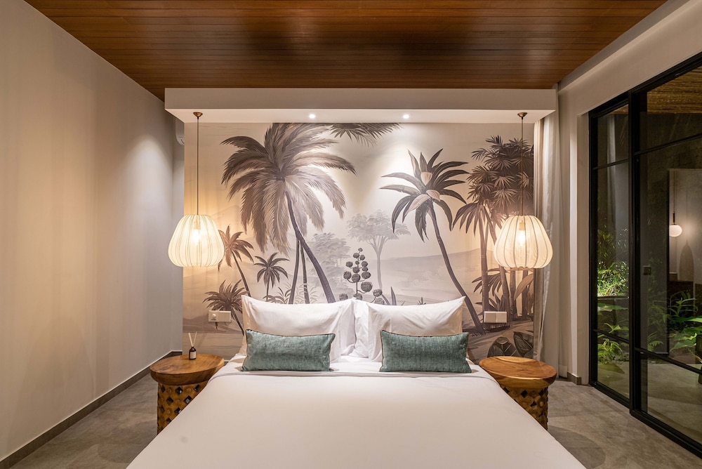 Villa Nusantara 5 by Alfred in Bali - Promo Luxury 4BD Pool Villa Pererenan Beach Caggu