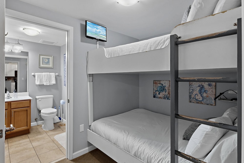 Palms Resort #2307 JR 2BR