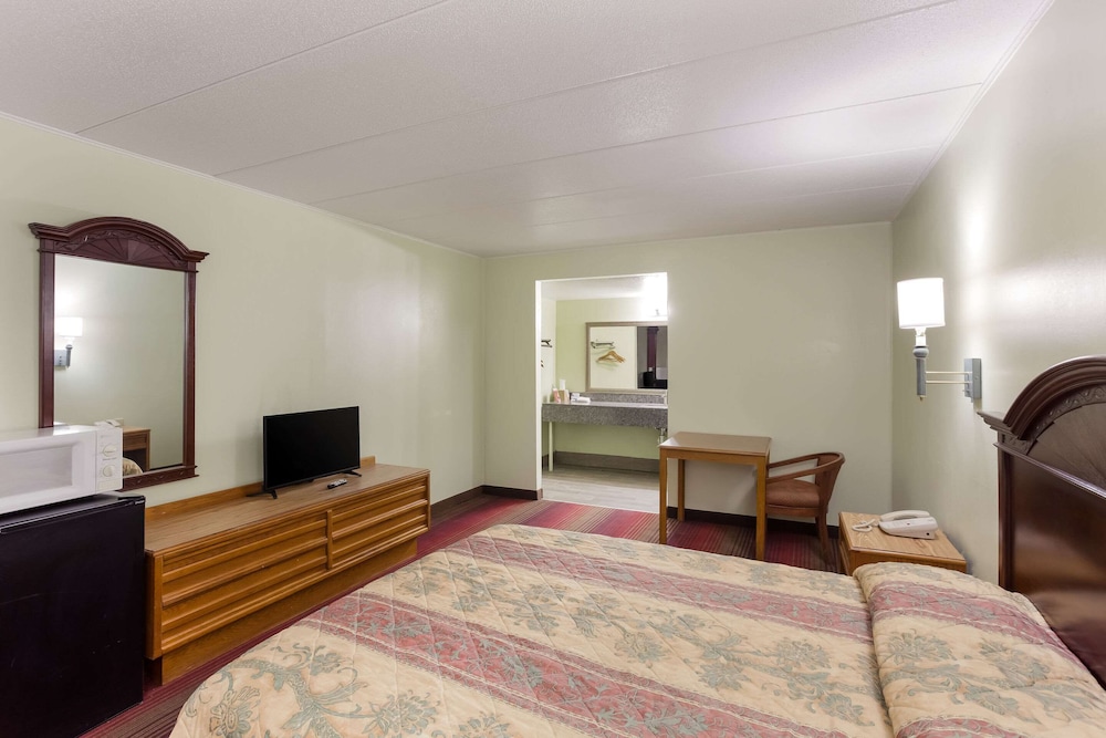 Rodeway Inn South Point