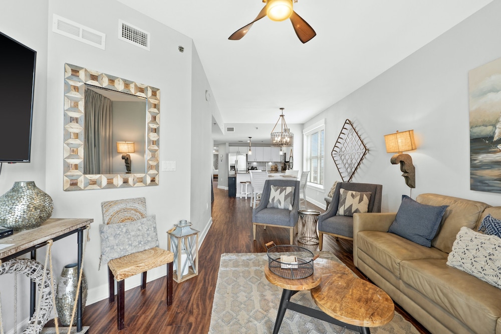 Grand Panama Beach Resort by Panhandle Getaways