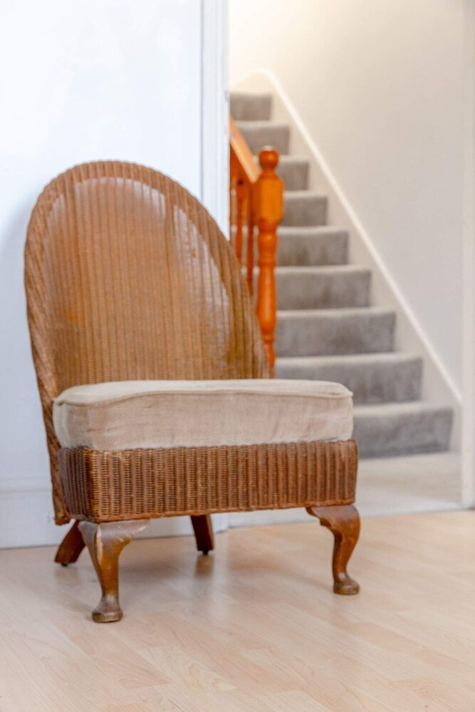 Spacious 3 Bedroom Flat in Brixton