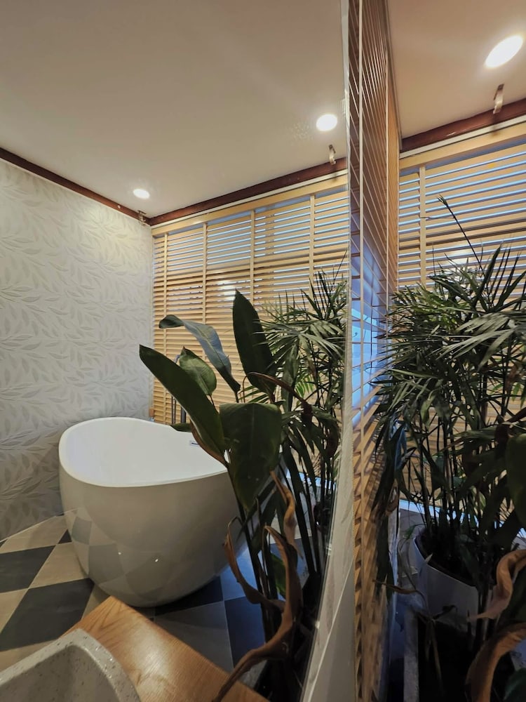 HOANG ANH GOLD HOUSE APARTMENT