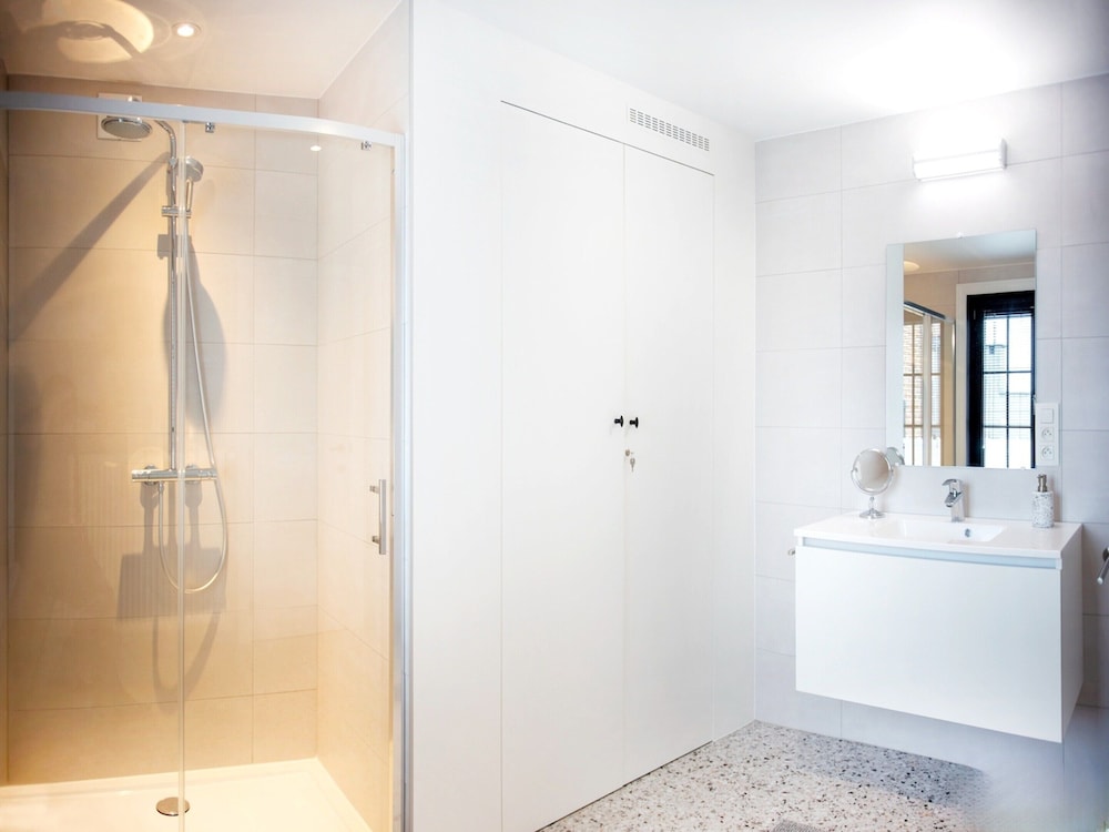 Modern, Snug Holiday Home Near Koksijde Beach