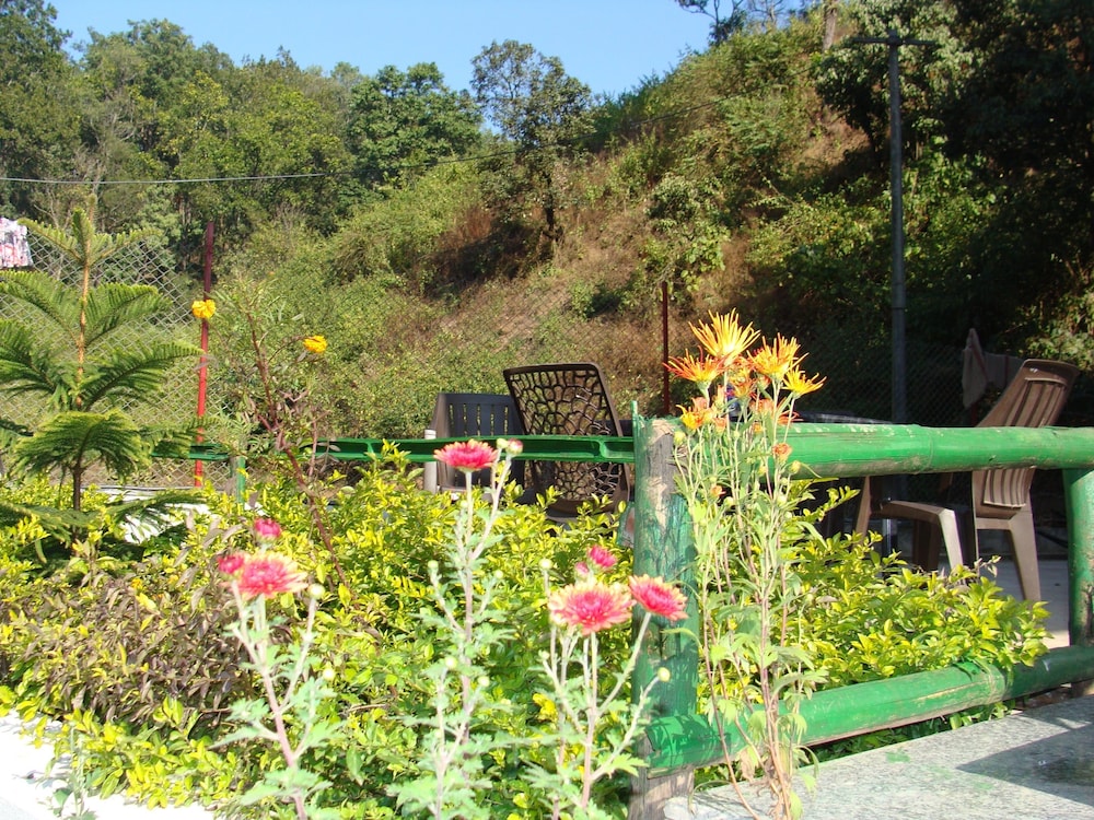 Corbett Mist Resort