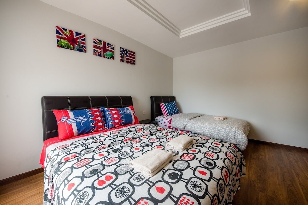 New Corner Shamrock Beach Villas Seaview
