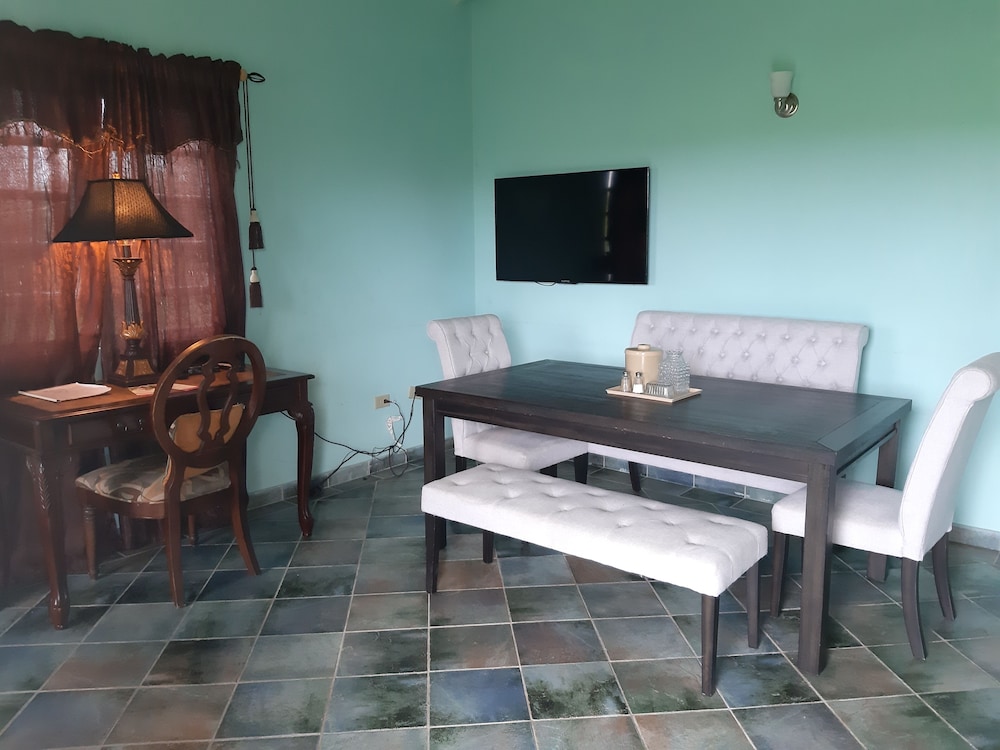 LambLion Holiday Apartments
