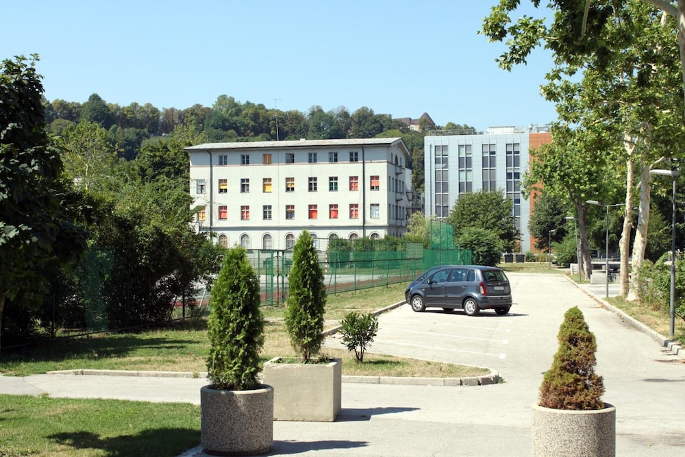 Hostel DIC