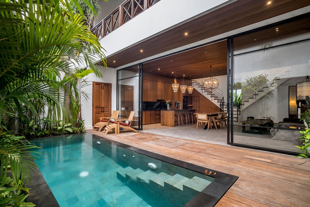 Nusantara Loft 1 Alor by Alfred in Bali - Stylish 3Br Villa w Private Pool Pererenan Beach - Canggu