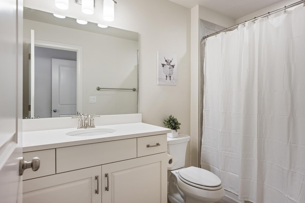Holiday Hideaway 5 Bedroom Townhouse