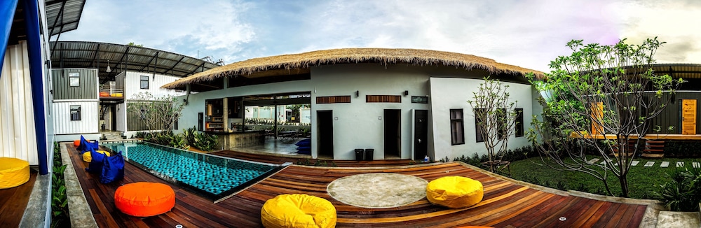 Us Hostel Samui