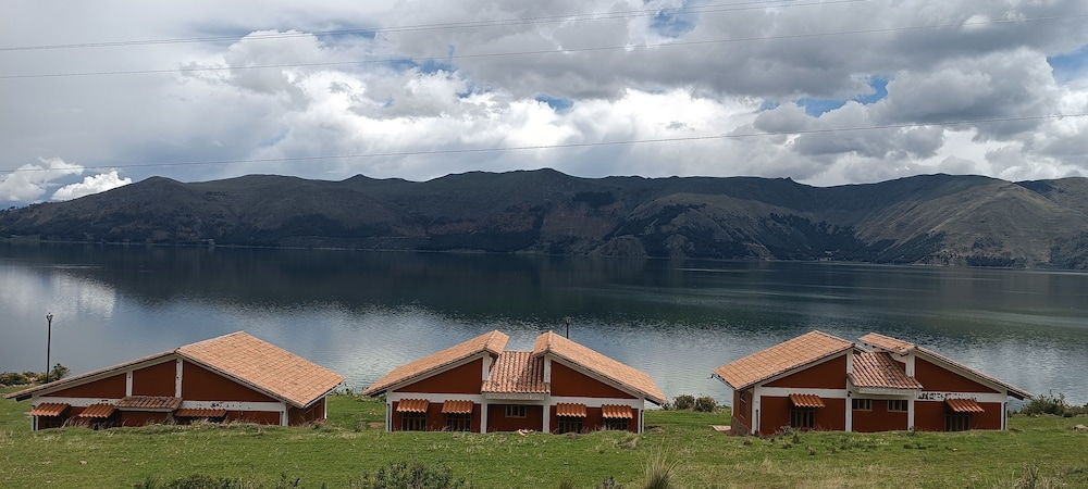 Yanampampa Lodge view 2