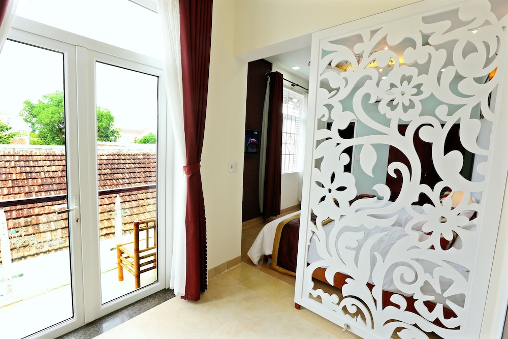 Well-To-Do Villa