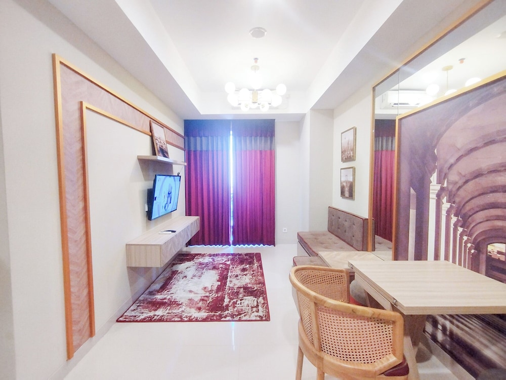 Strategic 2Br At Grand Sungkono Lagoon Apartment