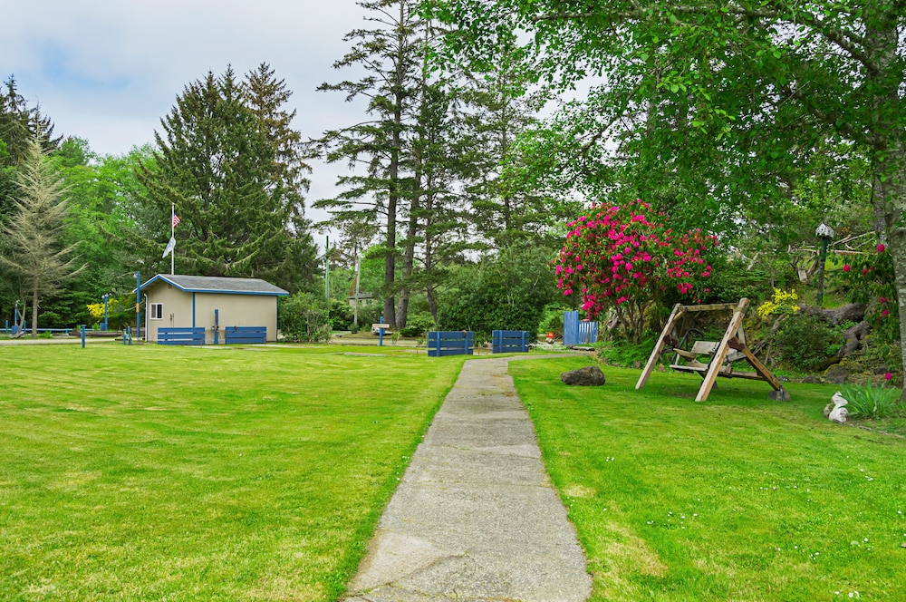 Long Beach RV & Camping Resort