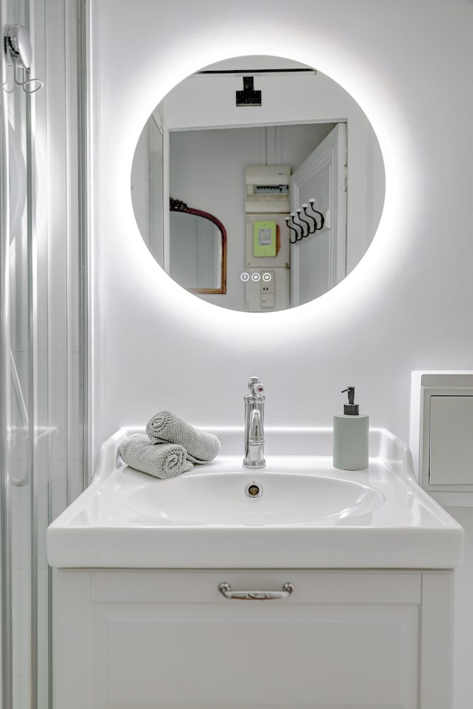 Elegant Studio Near Jardin du Luxembourg