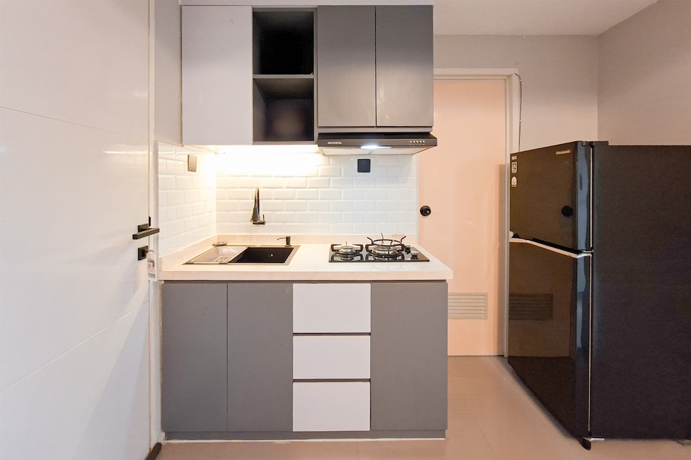 Modern Minimalist 2Br At Urbantown Serpong Apartment