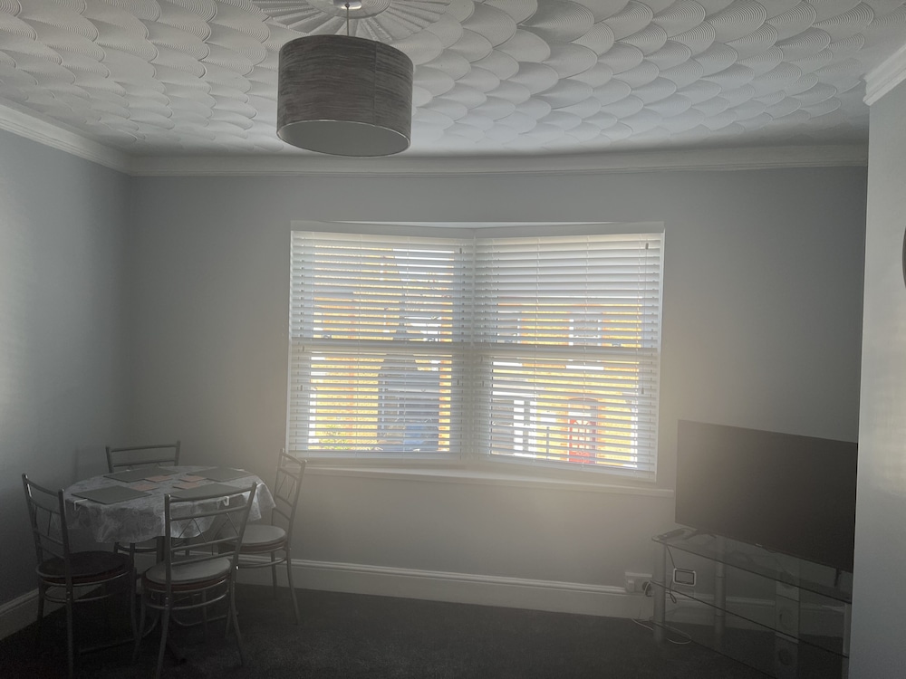 Spacious 1-bed Apartment in the Heart of Herne Bay view 4