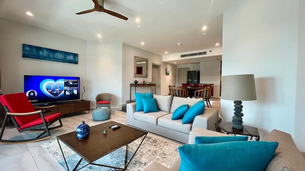 Luxury Seaview 6 Bedrooms With Infinity Pool Villa, Private Gym, Superfast Wifi