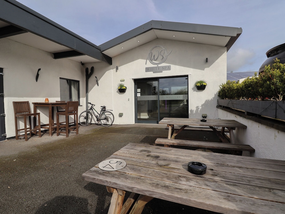 Lodge 3