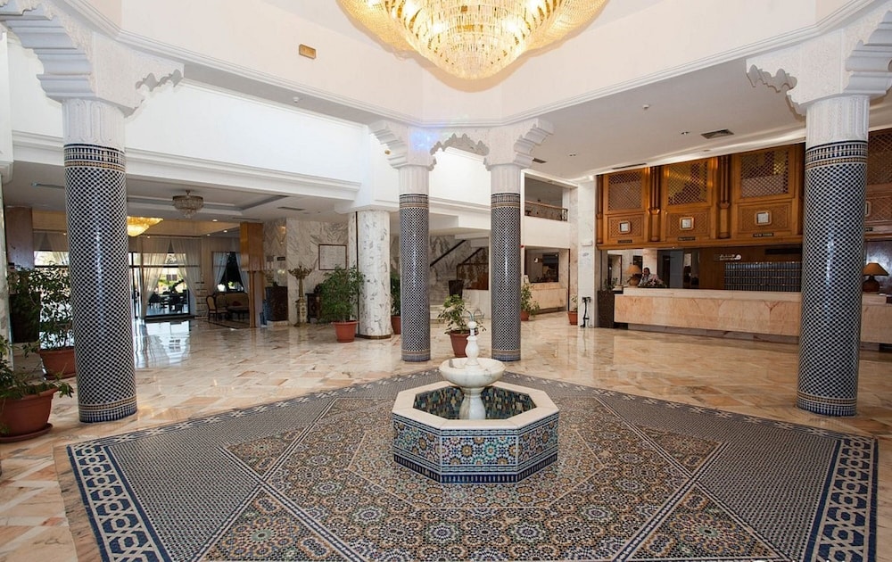 Hotel Riviera - Family Only