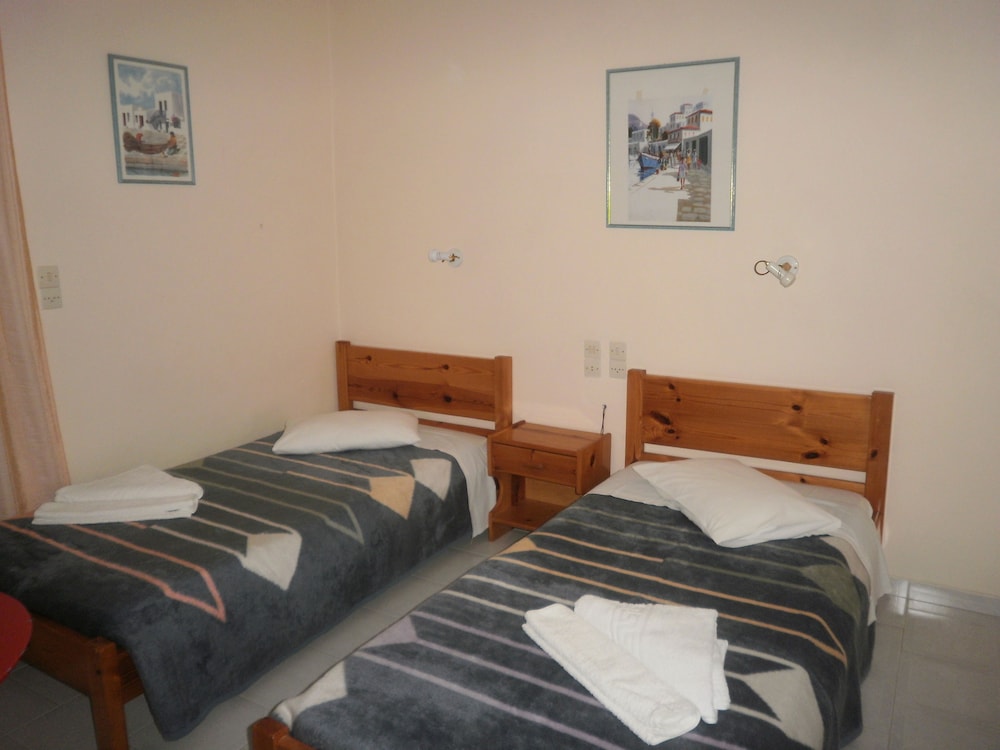 Polyxenis Rooms view 3