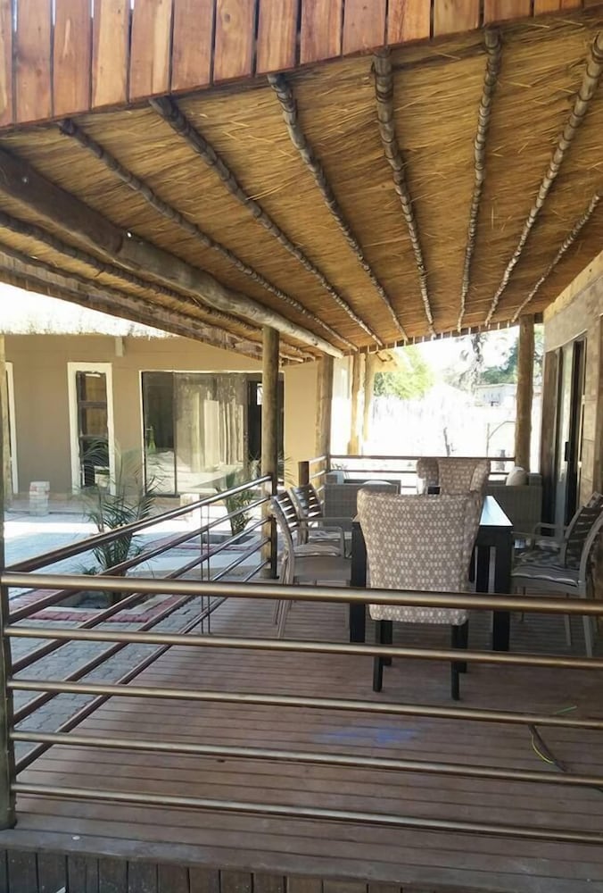 Makgovango Luxury Inn