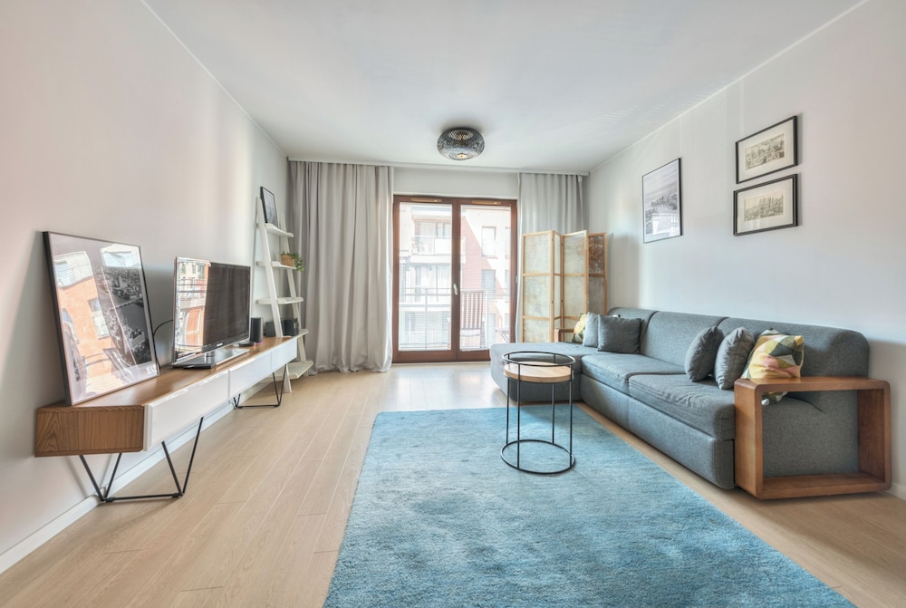 Aura 39 by Grand Apartments