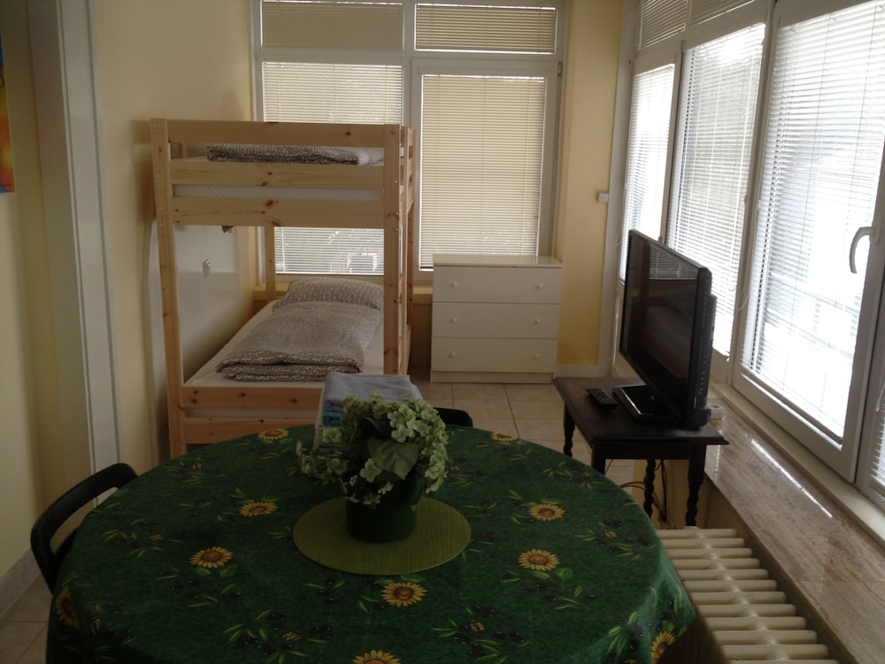 Hostel Lakeside