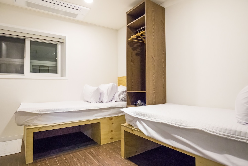 Step Inn Myeongdong 1 20