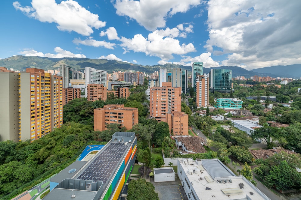 Apartment Go Living & Suites by HOUSY HOST view 2