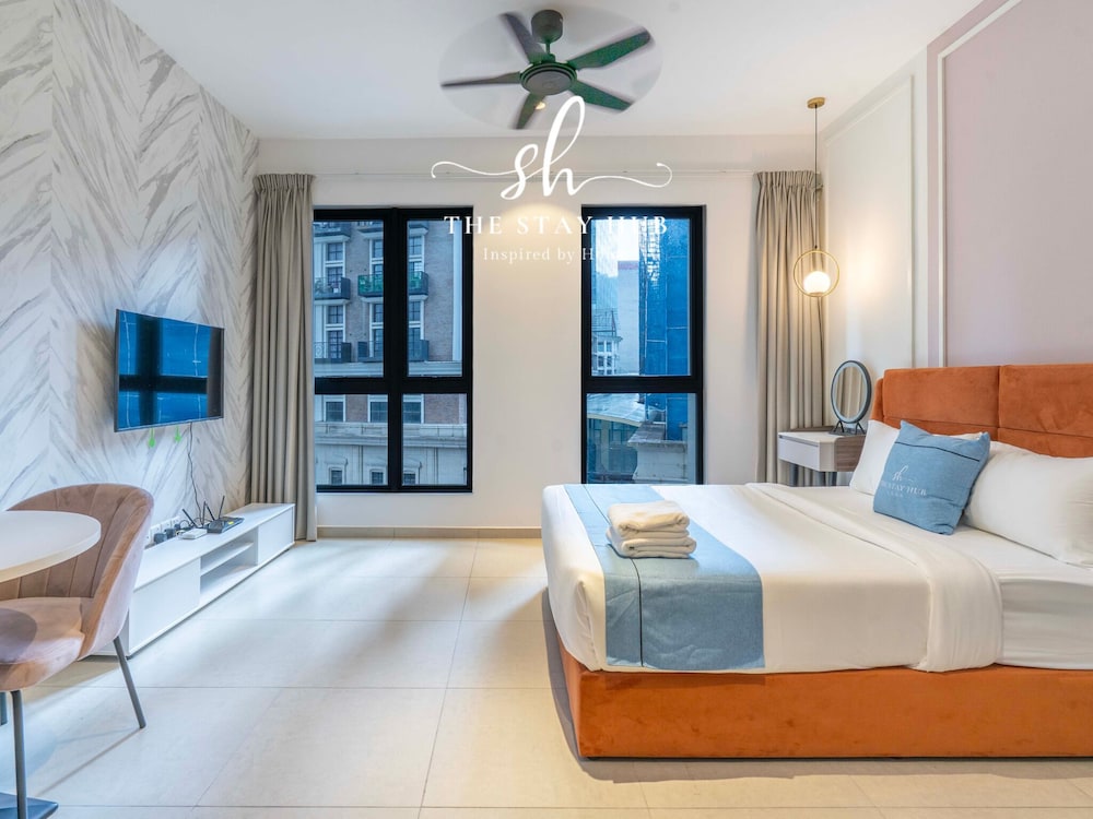 Paxtonz Luxe Suites by The Stay Hub