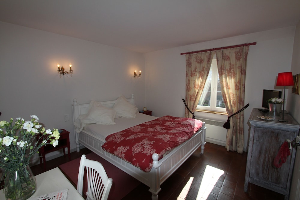 Le Clos Xavianne view 5