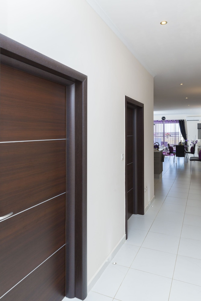Luxury 2 Bed Apartment