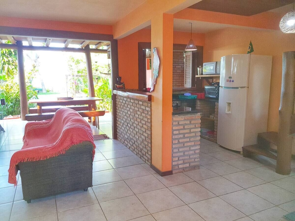 Casa de Temporada Felicidade, 38 Hóspedes, 2 Piscinas, 9 Suítes e 2 Churrasqueiras em Itacaré Bahia