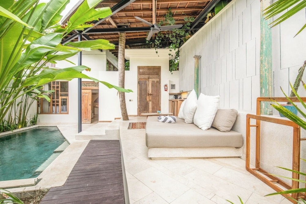 Beautiful 1-br Villa With Pool, 800m Echo Beach