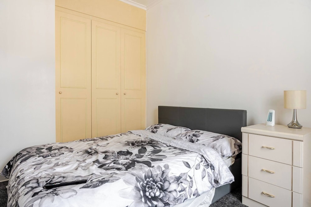 Ad7 Family Guest House