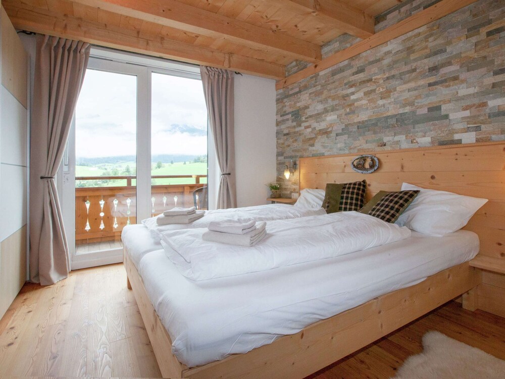 Stunning Holiday Home With Balcony, Ski Storage, Parking view 5