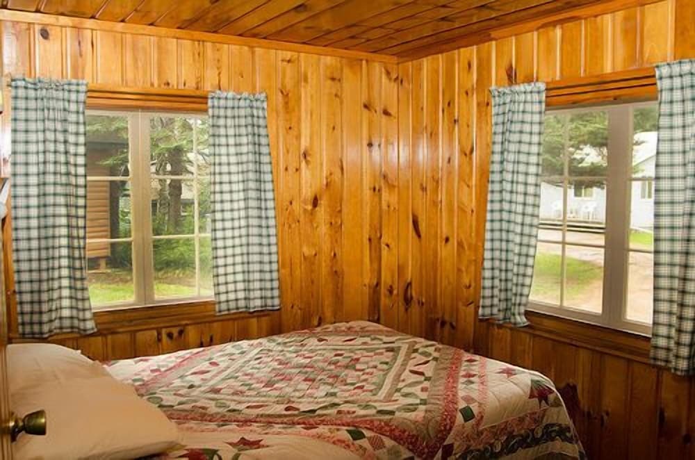 Woodland Beach Resort