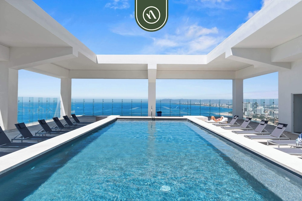 Luxury Studio With Oceanview - Beach - Pool - GYM