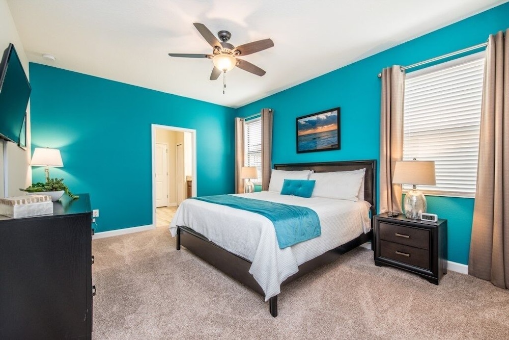 9 Bedroom With Princess and Mickey Rooms for kids 9 Villa by RedAwning view 3