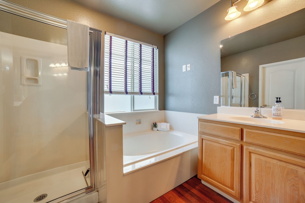 Ski Getaway w/ Hot Tub: Reno Home By Attractions
