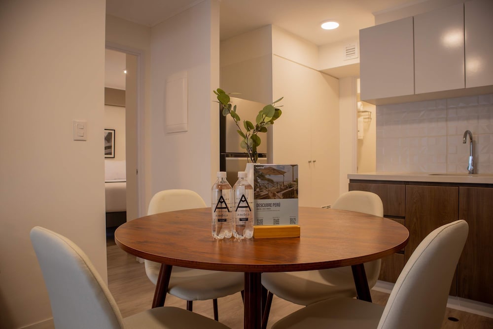 w Majestic 2BR w Balcony in Miraflores